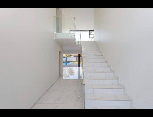 4 BEDROOM HOUSE FOR SALE IN CLEARWATER ESTATE